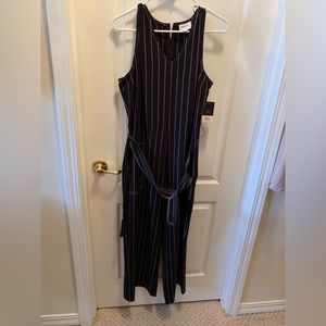 “Nine West” sz XL jumpsuit black w white pin stripe. NWT